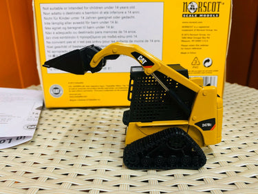 Minicargador 247B3 Escala 1:32 (Modelo Descontinuado) - KATZER